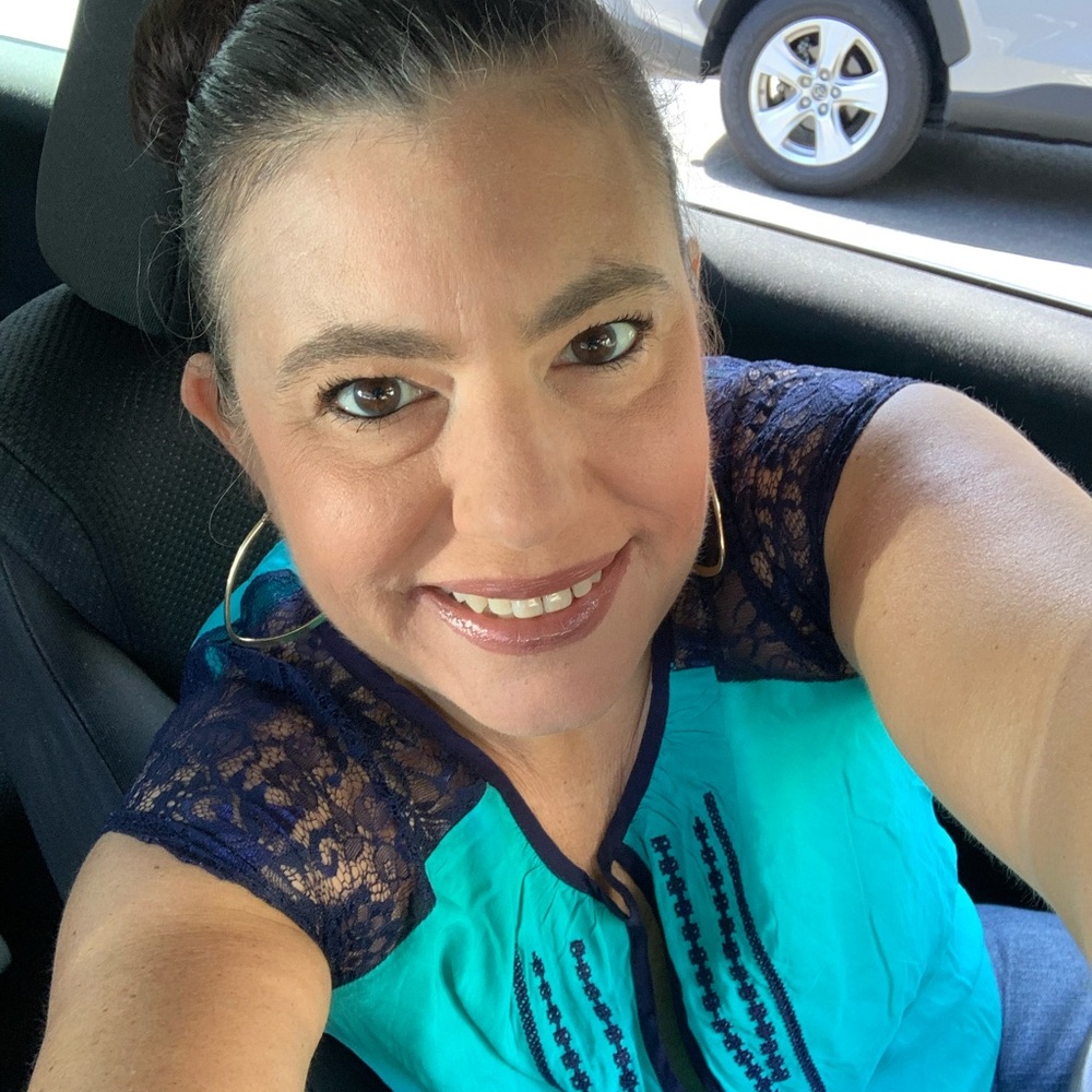 Meet your Posher, Jennifer